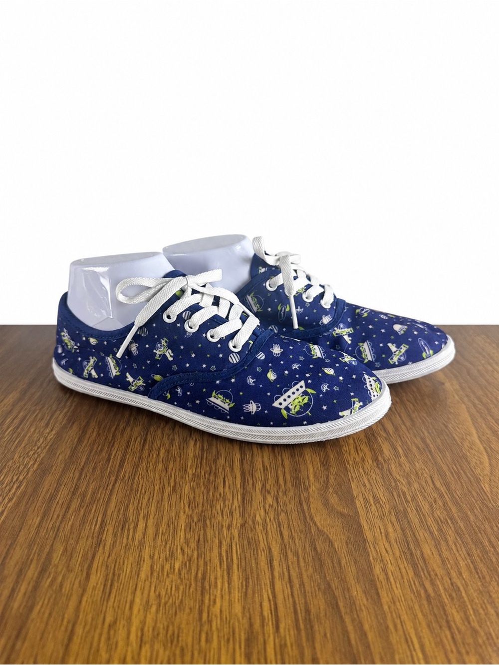 Disney Pixar Toy Story Buzz Lightyear Space Canvas Sneakers Women’s 7